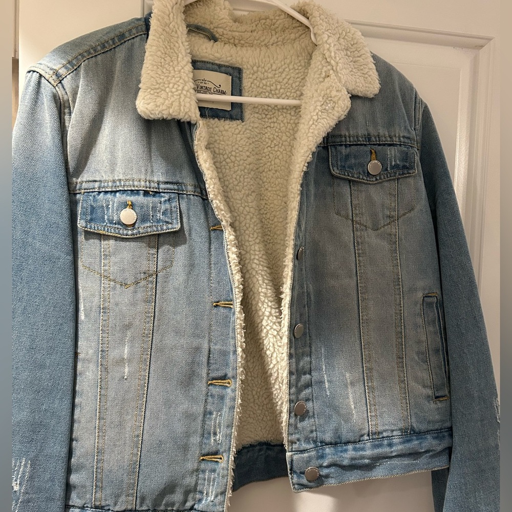 Light Blue Denim Jacket with Sherpa Lining - Large